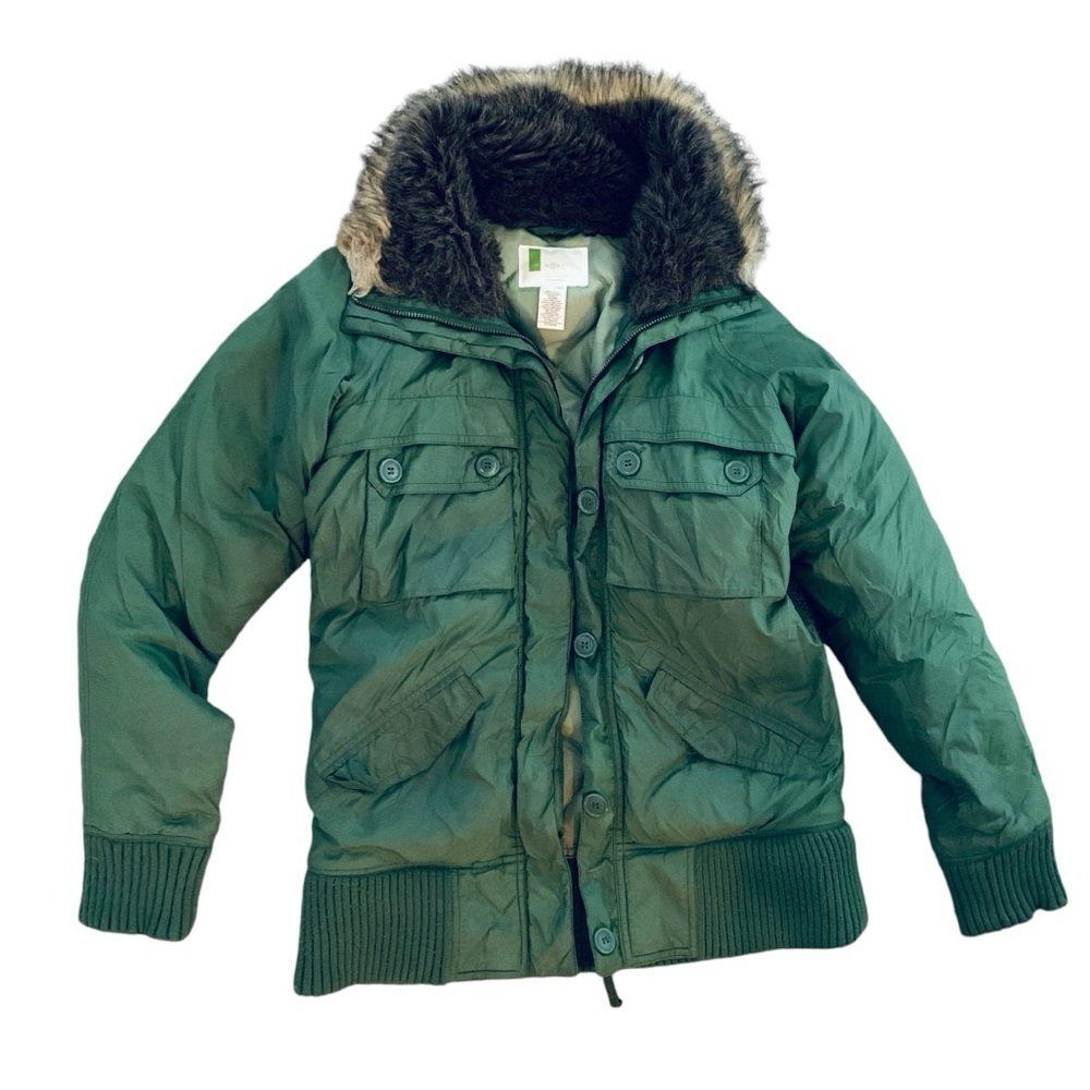 Urban Outfitters Small quilted fur trim winter fall warm cozy down filled